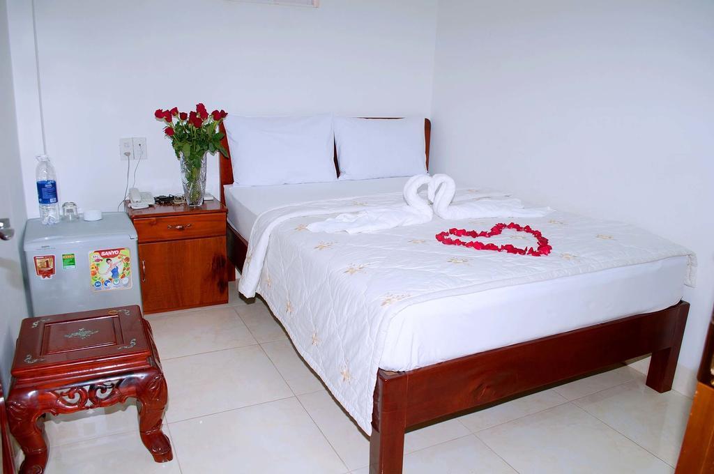 Phuong Hoa Nha Trang Hotel Экстерьер фото